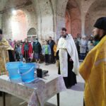 Праздник у храма объединяет людей