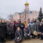 Не очами, а сердцем: удивительное паломничество Михайловского общества слепых